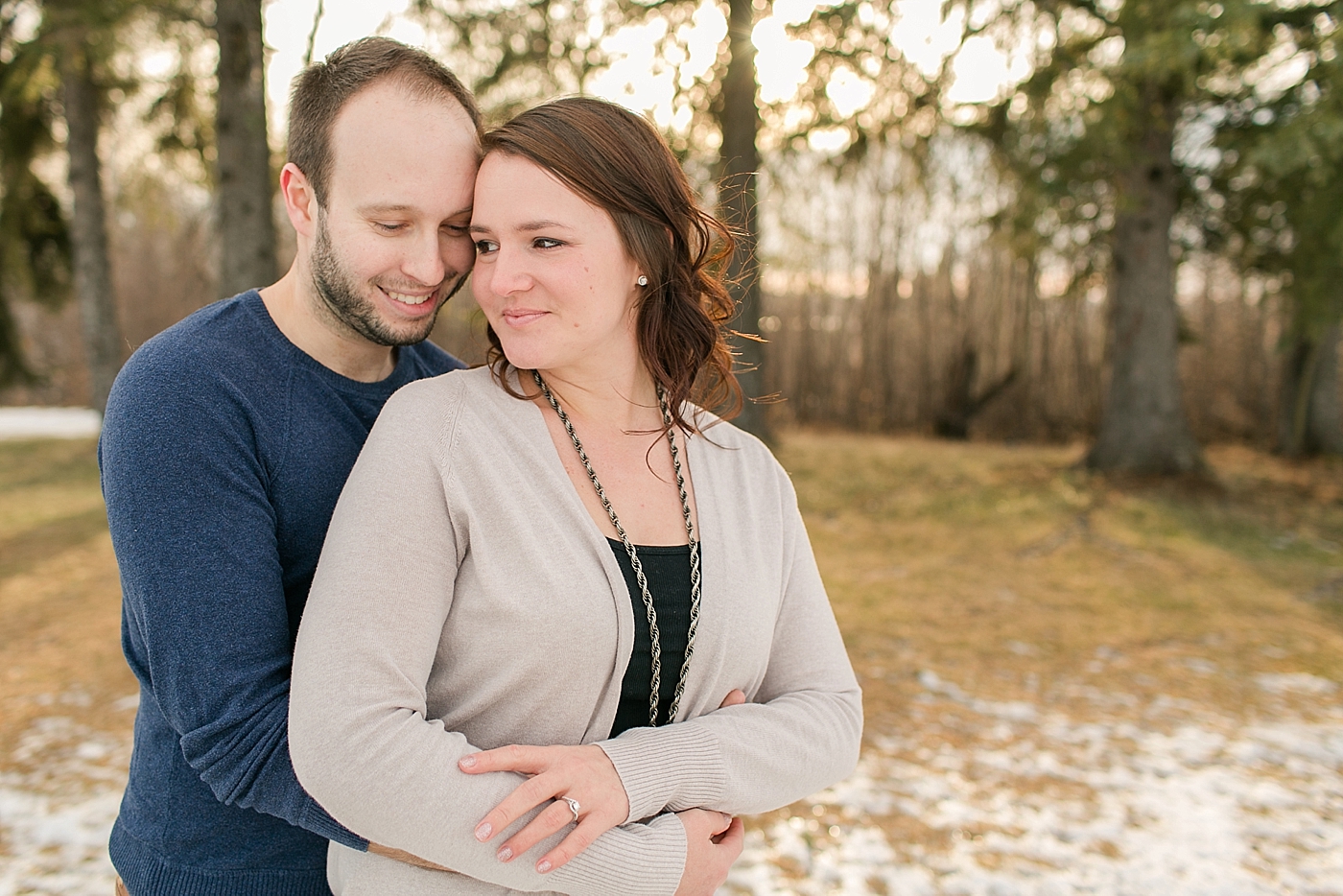 winter engagement pictures at kenosee lake golf course