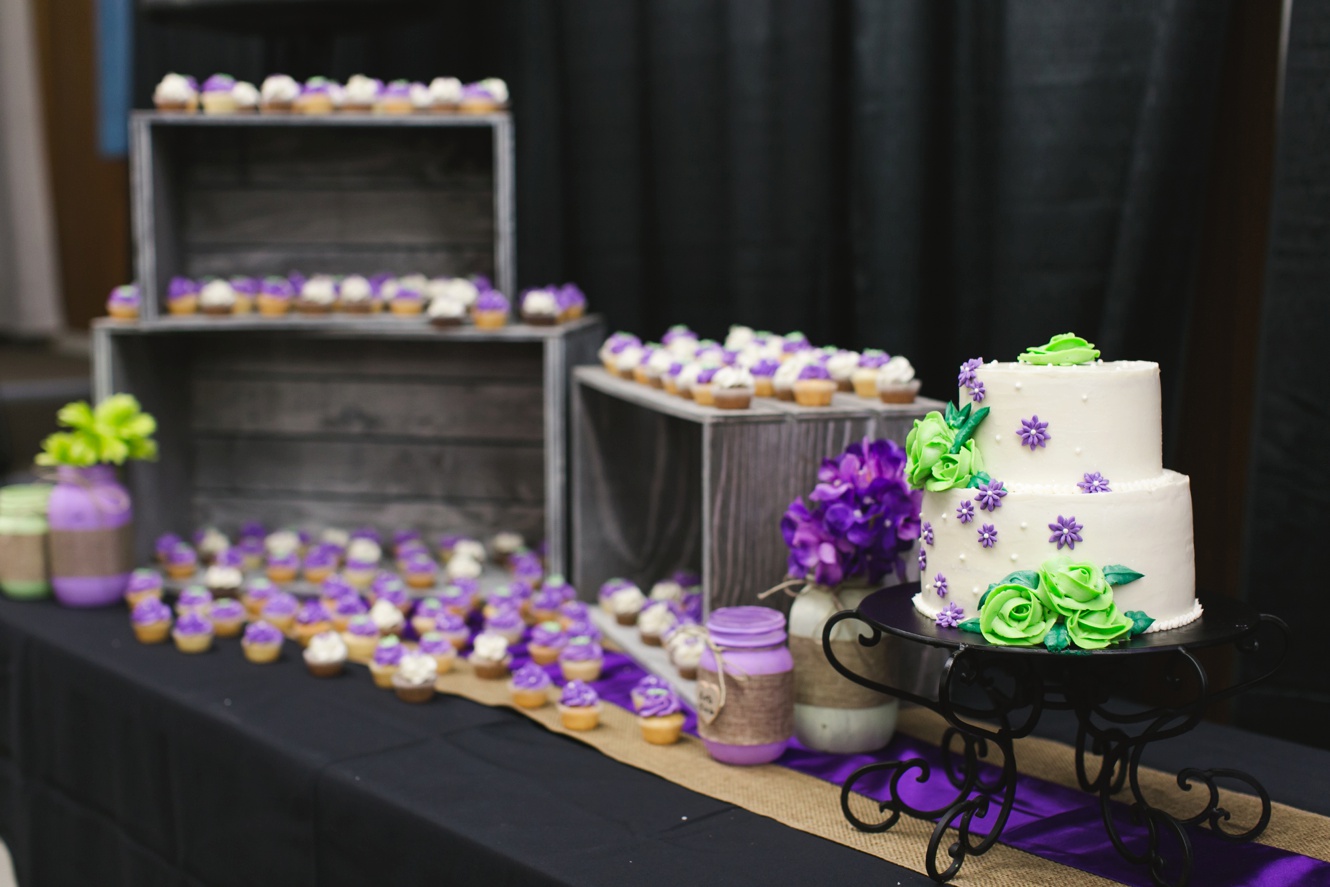wedding cupcake and cake set up photo