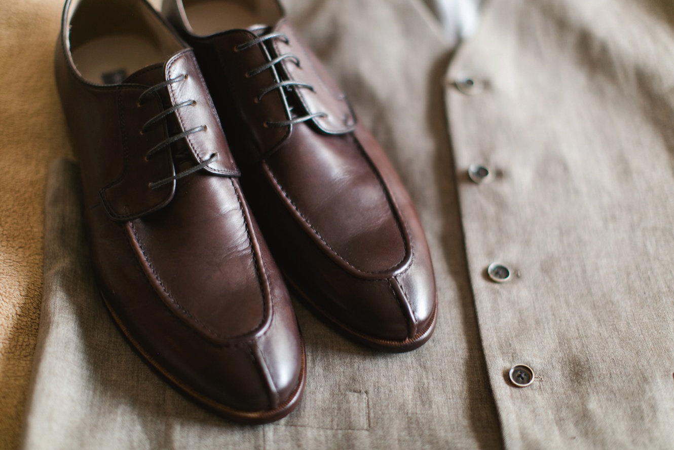 leather shoes and tweed vest wedding photo