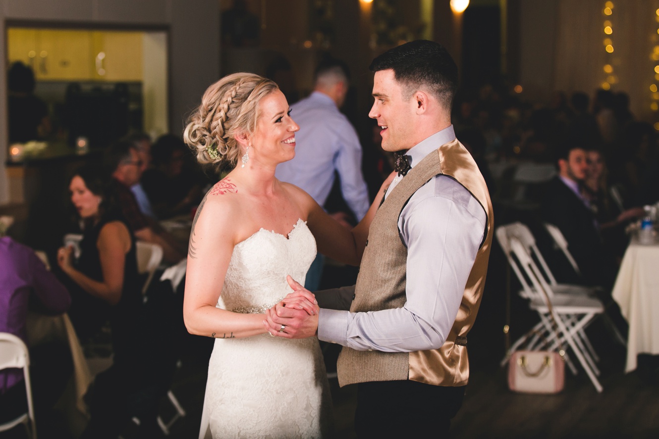 How to take great first dance photos