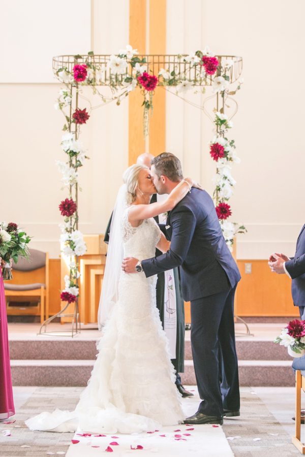 Elegant merlot and navy wedding at the Saskatoon Hilton Garden Inn