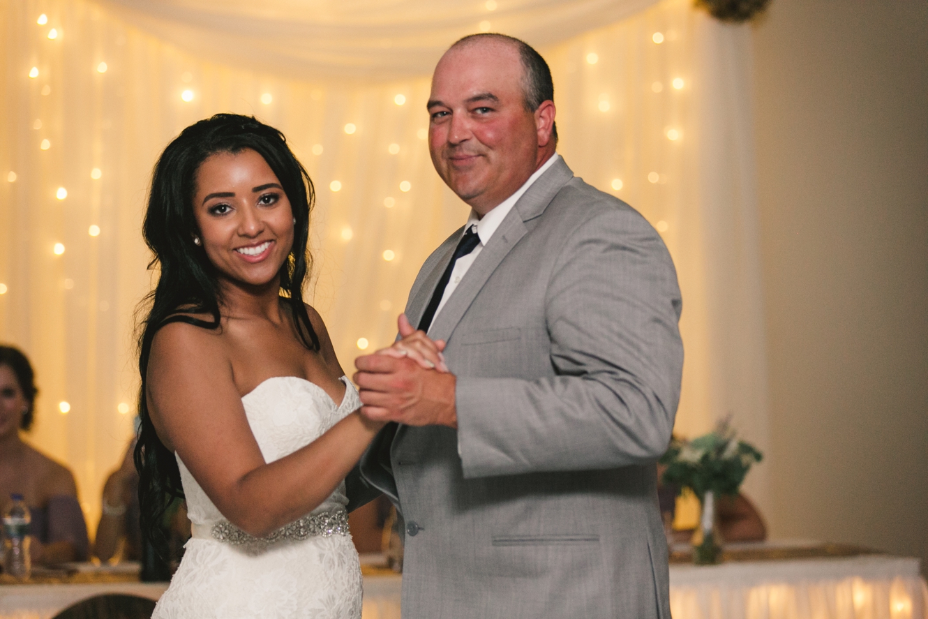 Tips on using flash during wedding reception photo