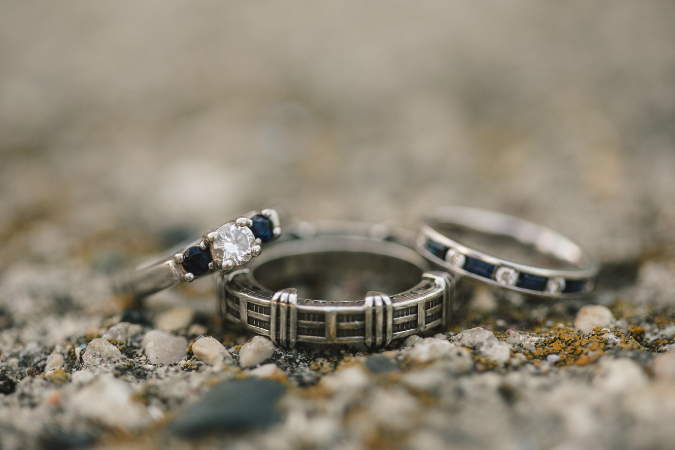 Blue sapphire and diamond wedding ring photo