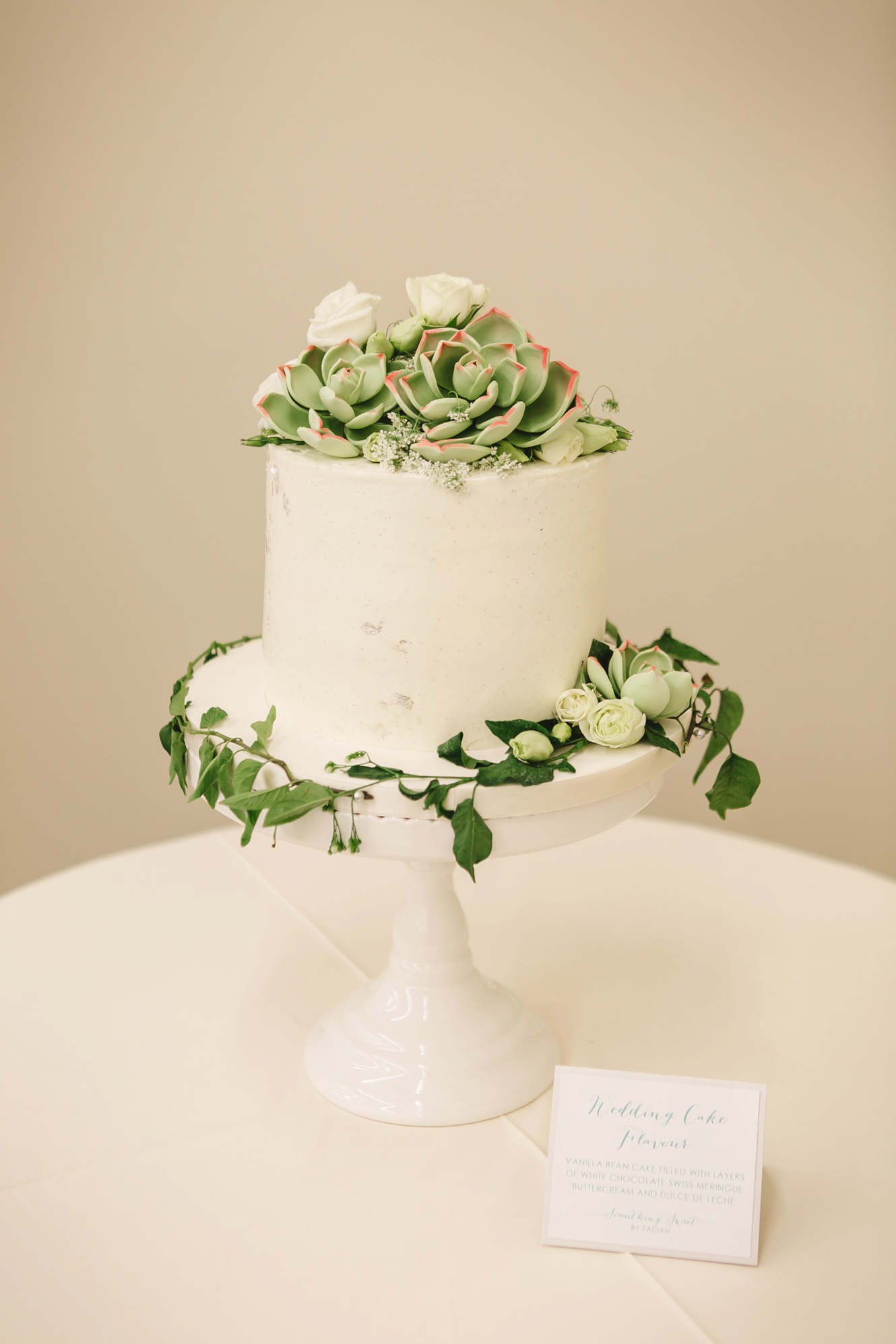 Succulent wedding cake photo