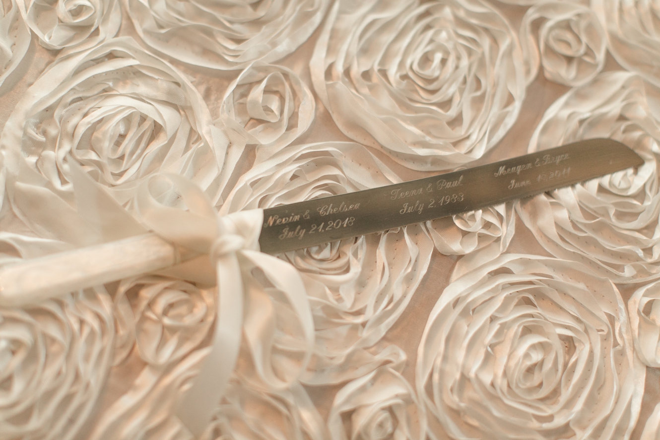 Engraved wedding cake knife photo