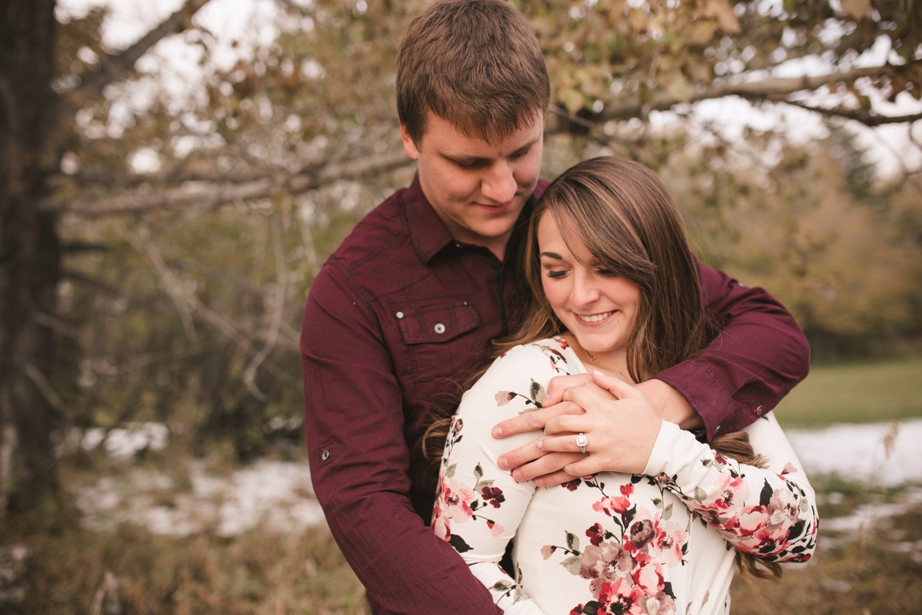 What to wear for your fall engagement photo