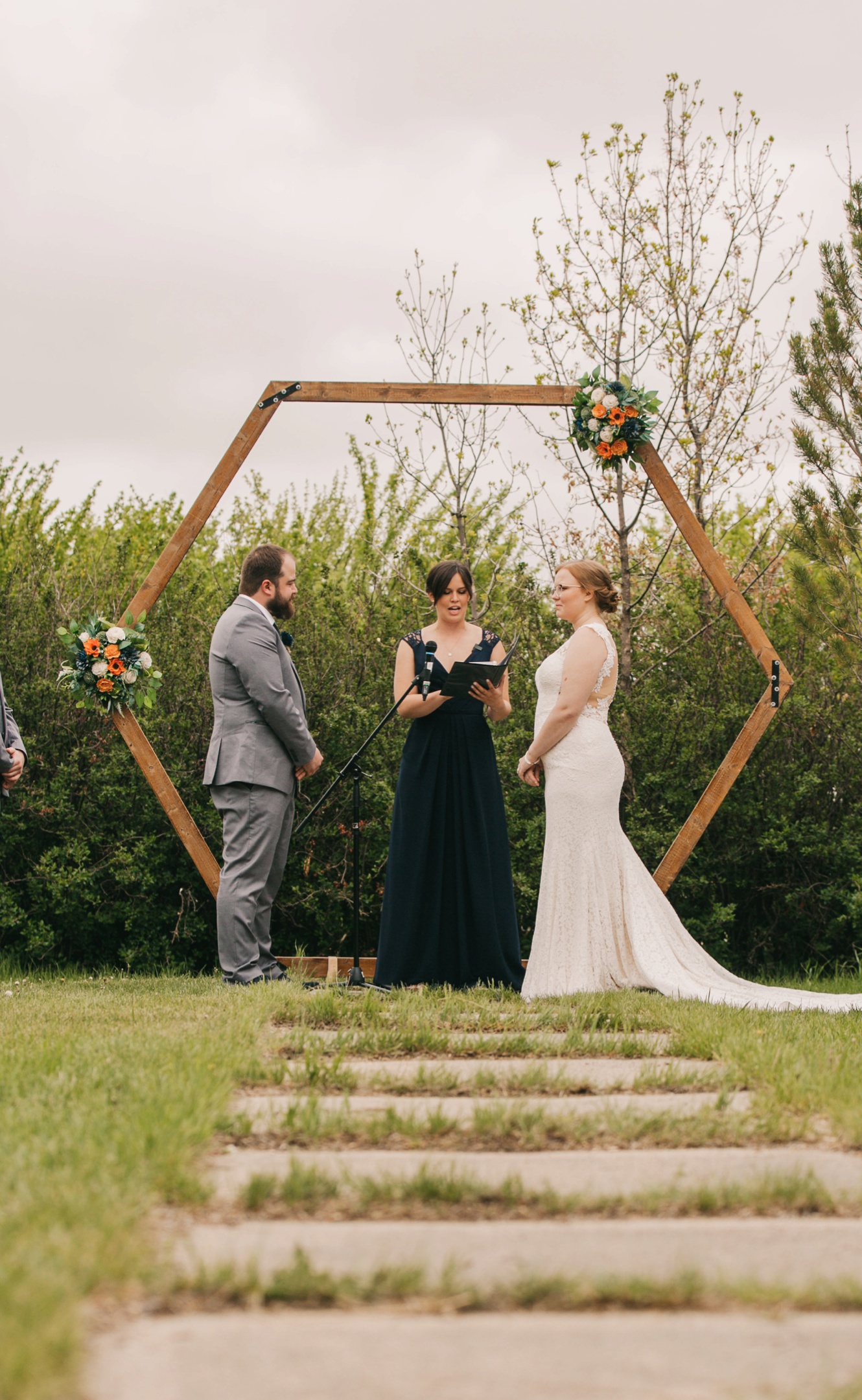 octagon wedding altar photo