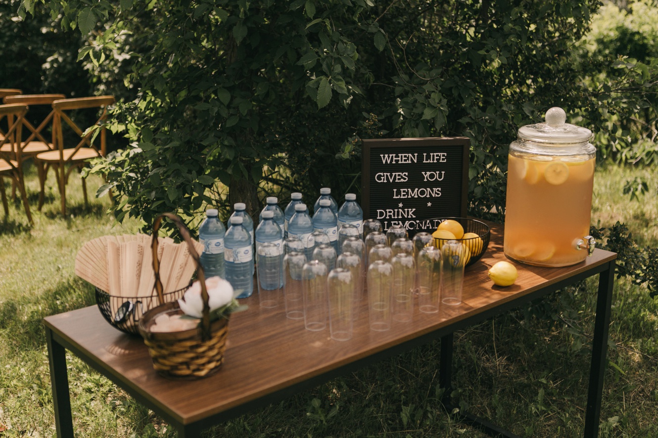 lemonade served during wedding ceremony photo