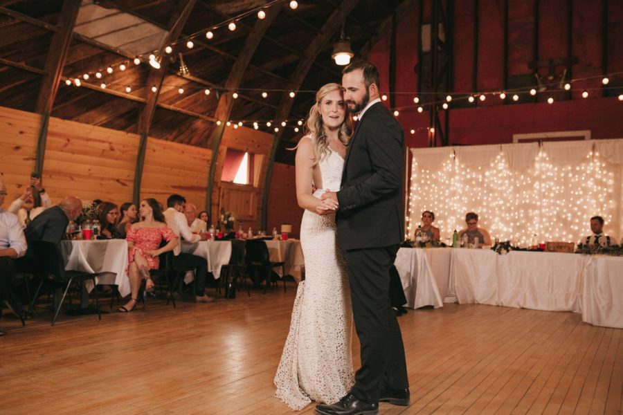 Elegant Prairie Wedding outside Regina, Sherwood Forest