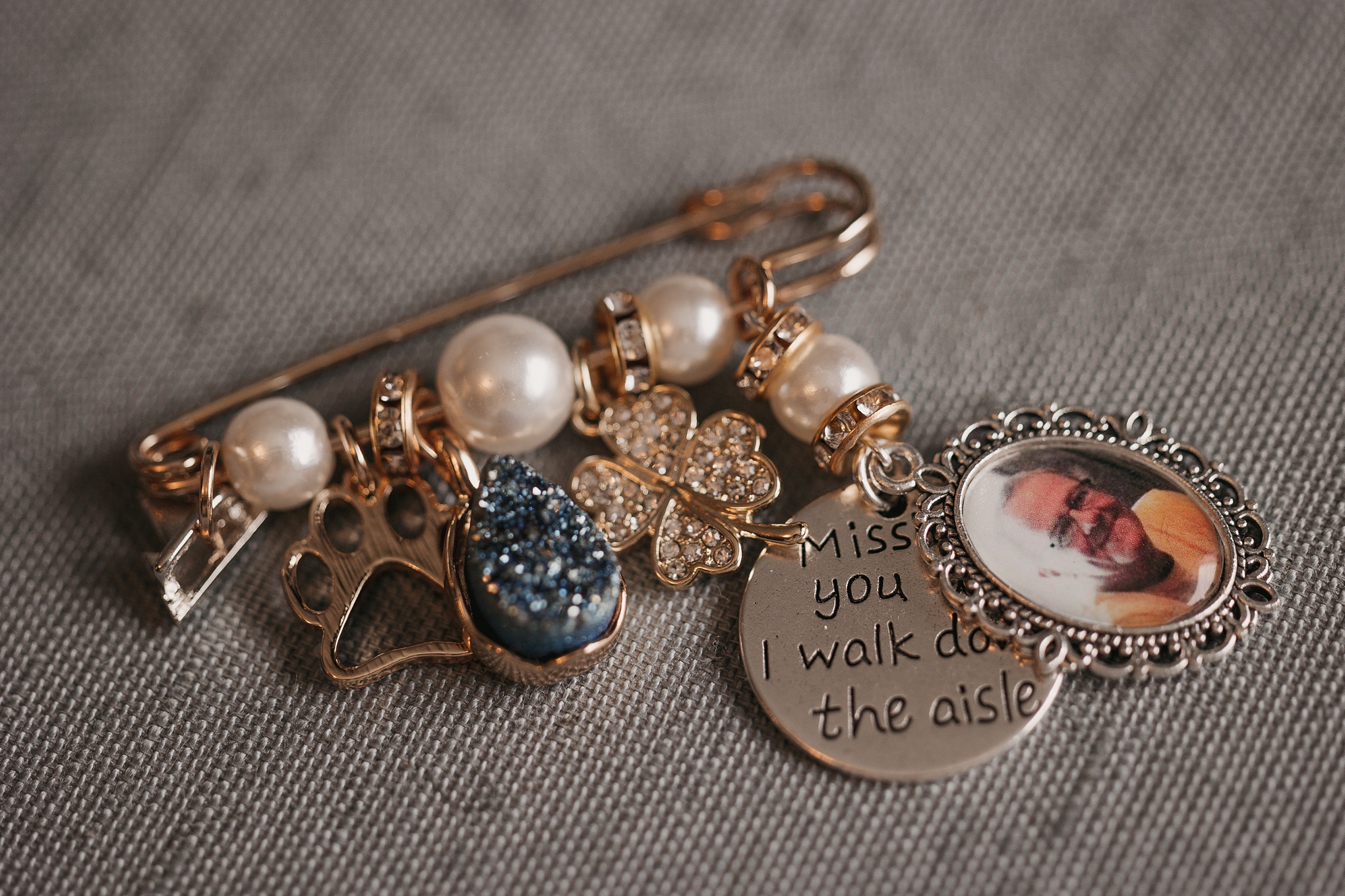 Wedding keepsake to remember father of the bride