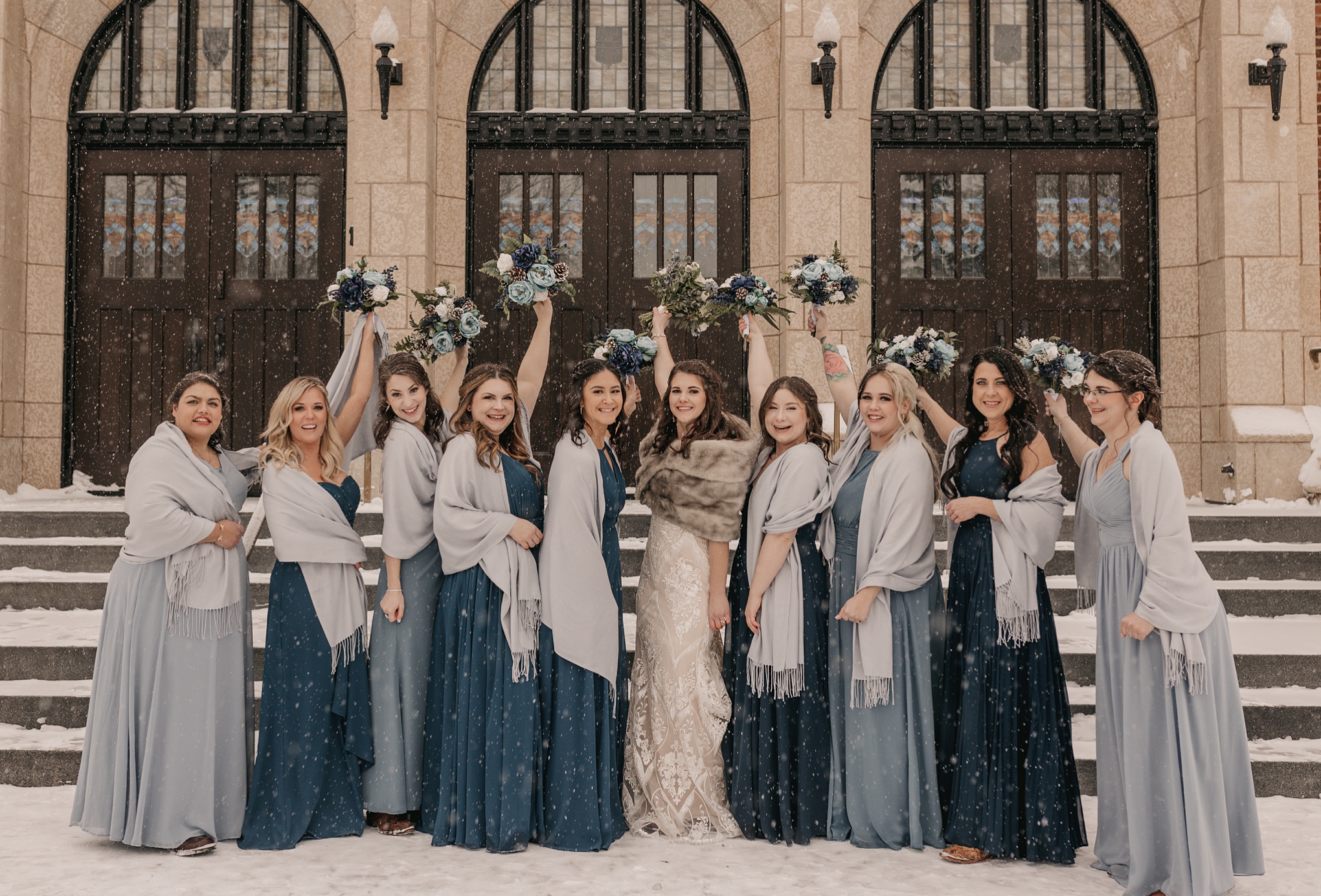 mismatched bridesmaid dress trend