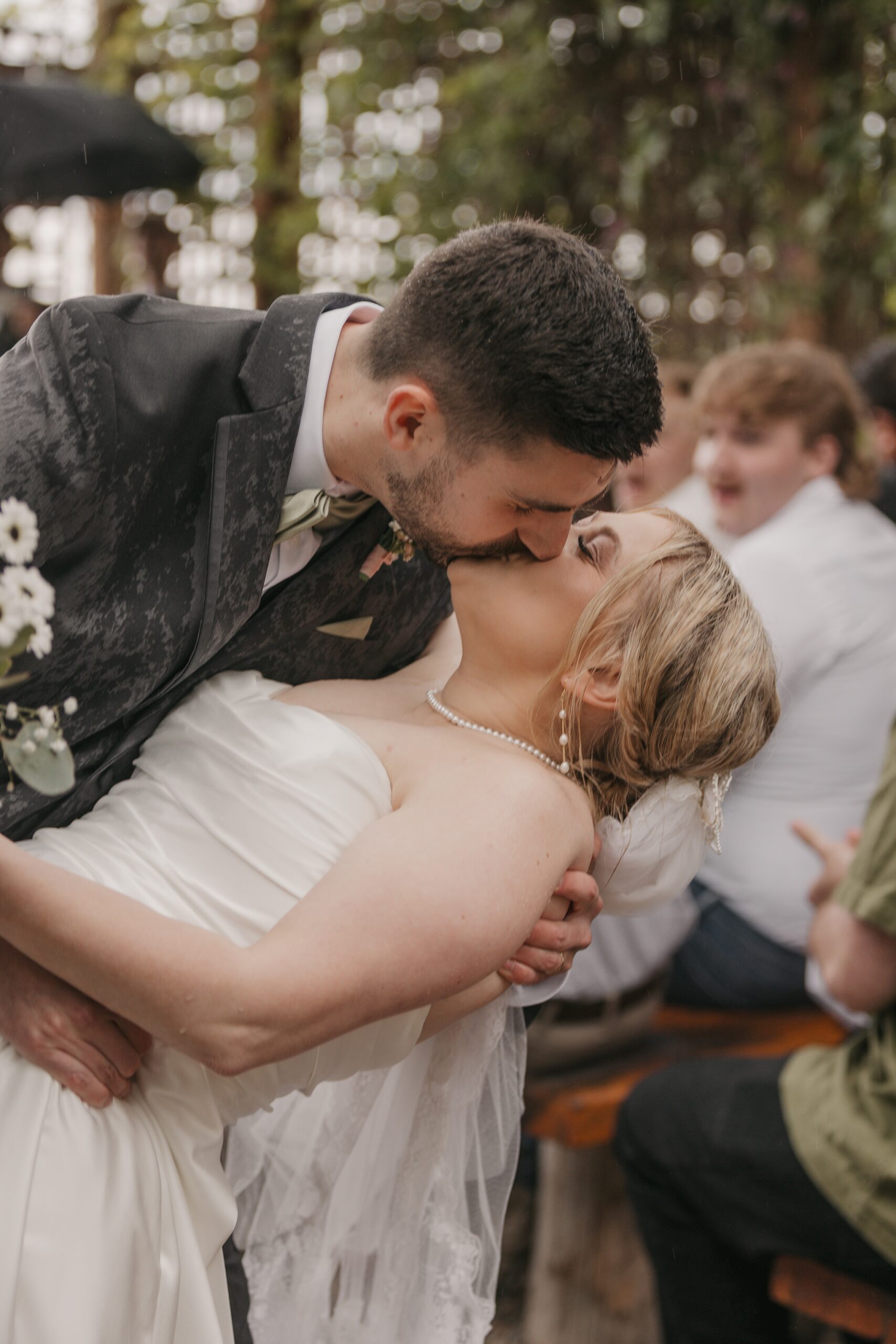 Dreamy Manitoba Wedding at Asessippi 