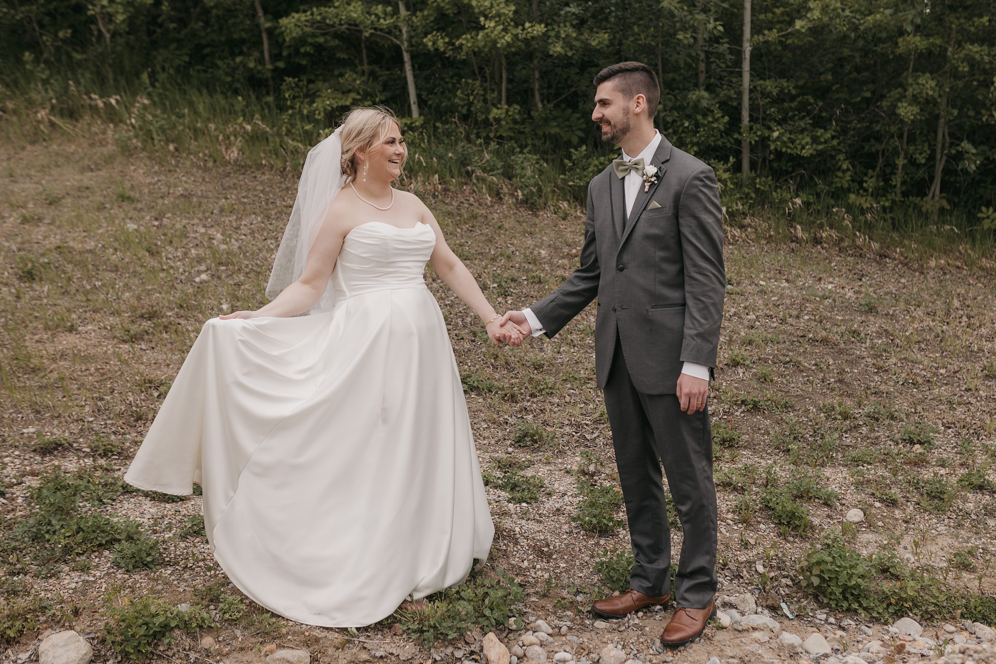 Dreamy destination wedding at Asessippi Ski Resort