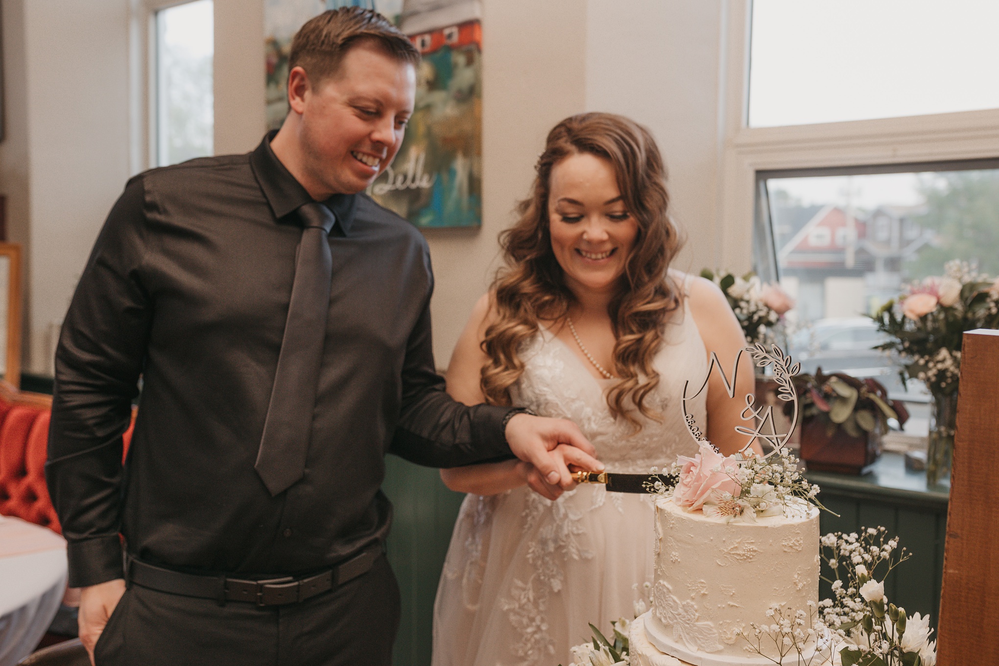 Something sweet by fadiah wedding cake