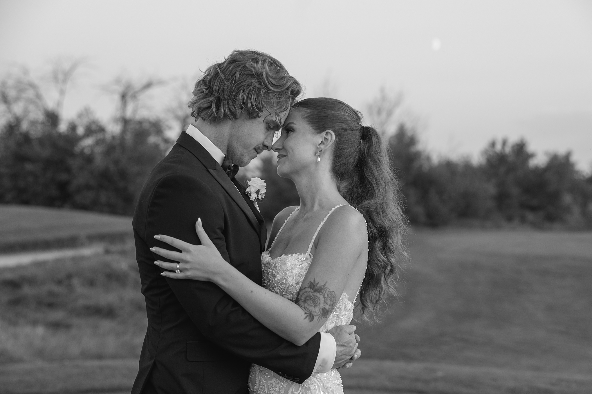 Romantic Black & White Saskatoon Wedding photos