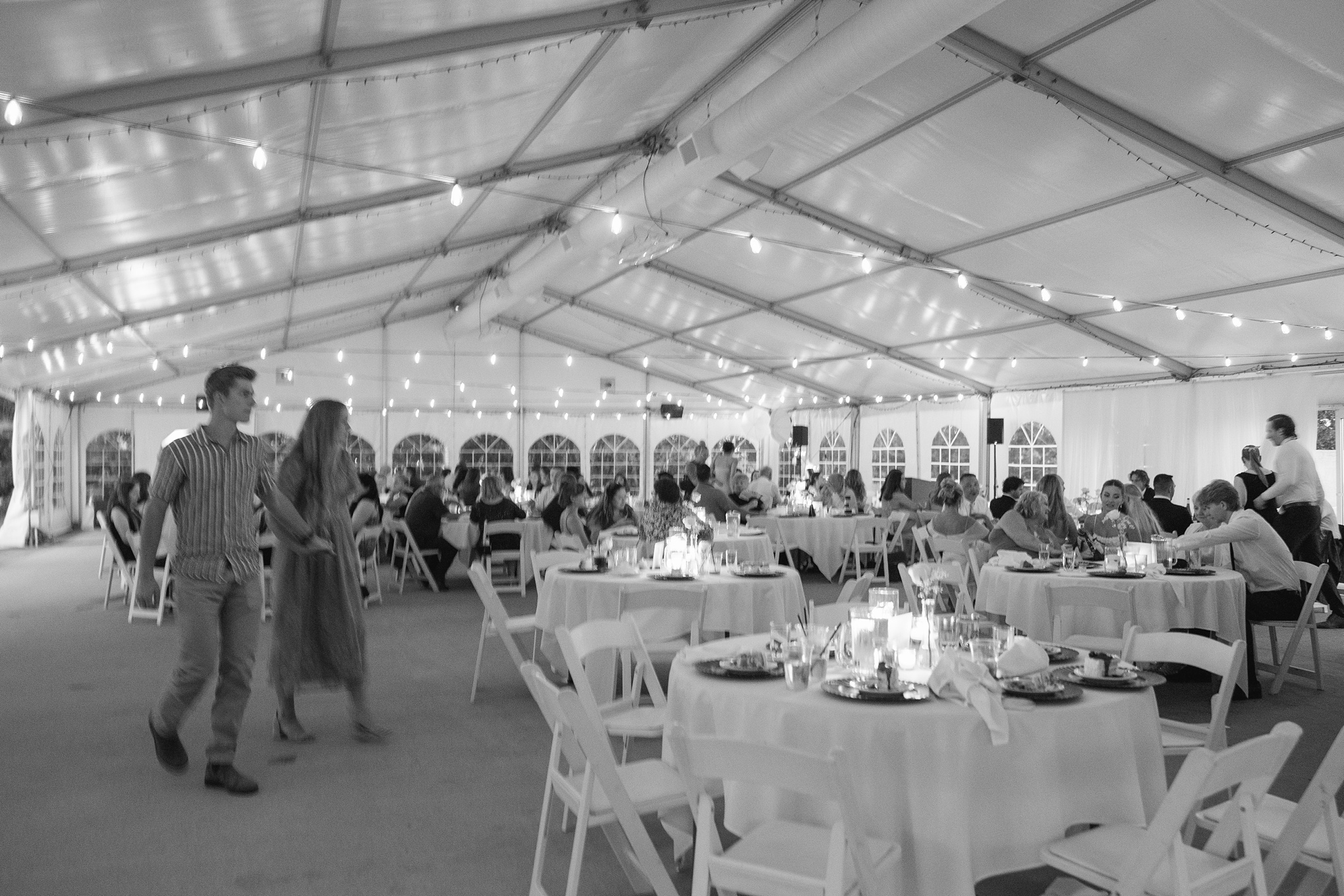 Romantic Black & White Wedding at Moon Lake Golf & Country Club
